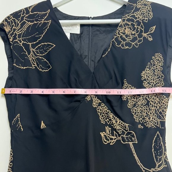 JONES NEW YORK Womens 10 Black Floral Embroidered Sleeveless Dress Back Zip - Picture 5 of 6